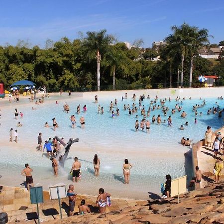 Apartamento Piazza Diroma Oficial Com Acesso Ao Acqua Park Vulcao Ate 5 Pessoas 2 Caldas Novas Exterior foto